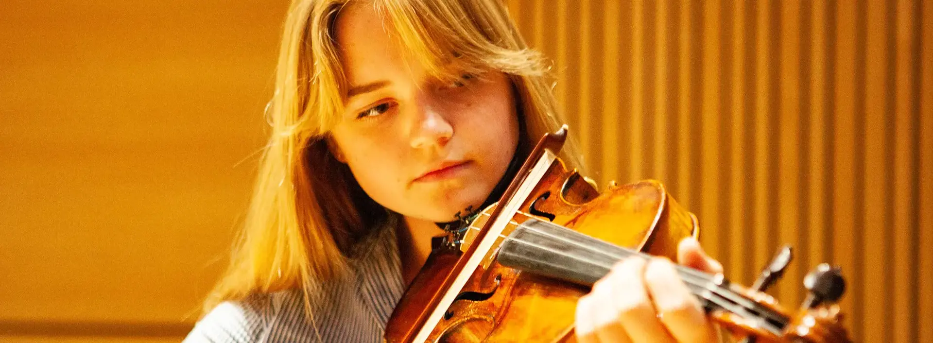 Kent College Canterbury Music Scholar Anna Playing Violin and Gains Oxford Offer